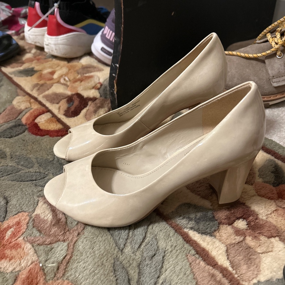 Heels size 5